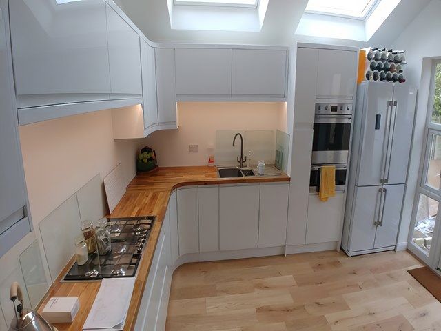 images/about-us/slider/kitchen-fitting-kireth-ai.jpeg